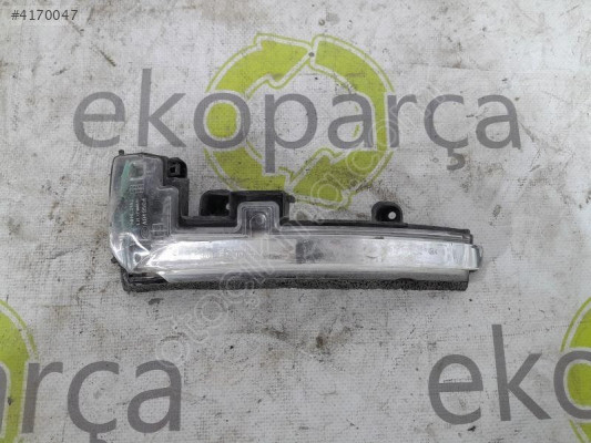 JAGUAR XF 2012 2010 X250 SAĞ AYNA SİNYALİ  NO: A049504