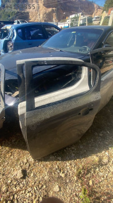 OPEL CORSA E SOL ARKA KAPI.OTO ERKAN ÜNYE