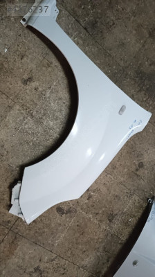 2015 RENAULT KANGOO 4 ÖN SAĞ ÇAMURLUK