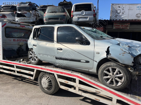 Clio. Sağ ön kapı