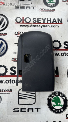 3G0858566B volkswagen passat b8.5 direksiyon kanalı alt kaplaması