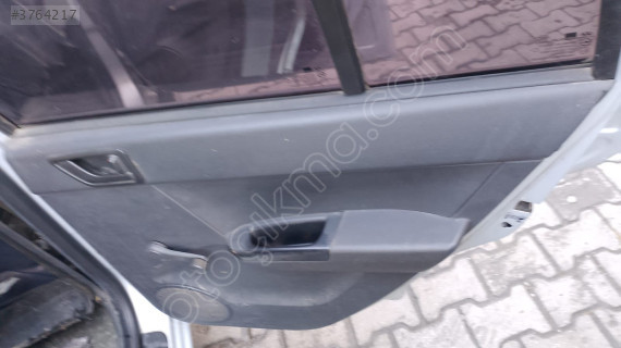 hyundai getz sağ arka kapı döşemesi