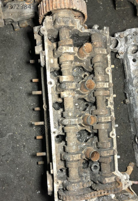 Hyundai Elantra Motor Silindir Kapağı