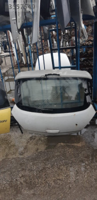 OPEL CORSA D BAGAJ KAPAĞI GÜÇMANLAR