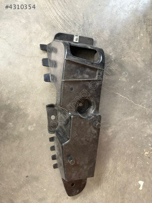 Bmw x3 2009 model TAMPON BRAKETİ X3 ARKA SOL 51123448677 04-11