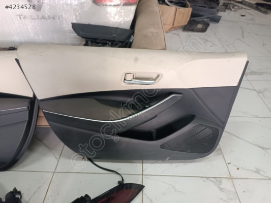 Corolla 2021 Kapı döşemesi