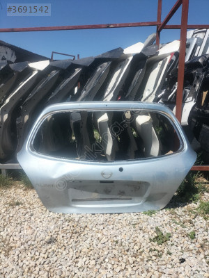 Nıssan almera hb çıkma bagaj kapağı