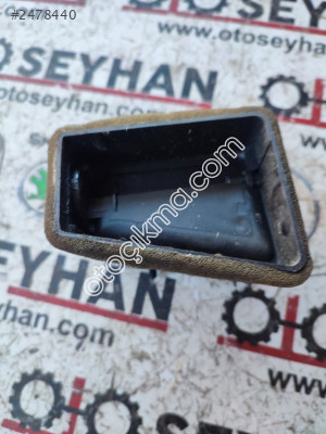 5F1819110 Seat Leon 2015 torpido orta ızgarası