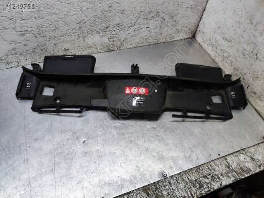 MERCEDES W212 E KASA ÖN PANEL ÜST PLASTİĞİ A2125000455