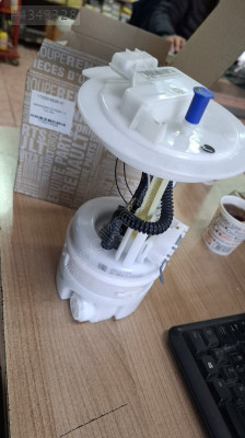 Dacia dokker 1.2 tce yakit şamandira 172027452R