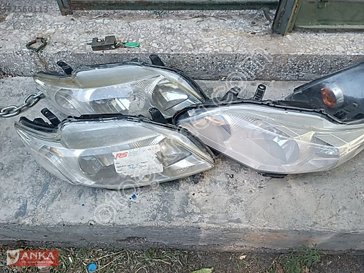 Toyota Corolla eski kasa takım far çıkma