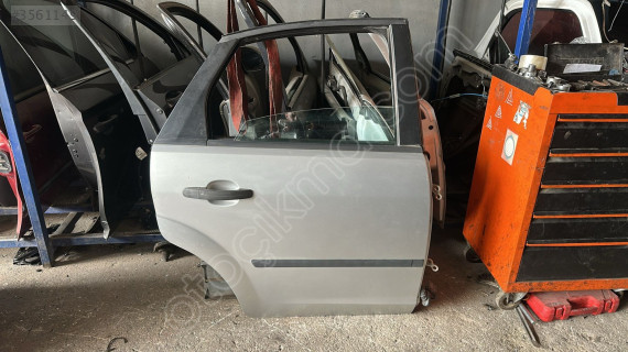 FORD FOCUS 2 SAĞ ARKA KAPI BURSA MG