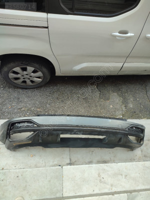 Audi q3 sline arka tampon orjinal çıkma parça