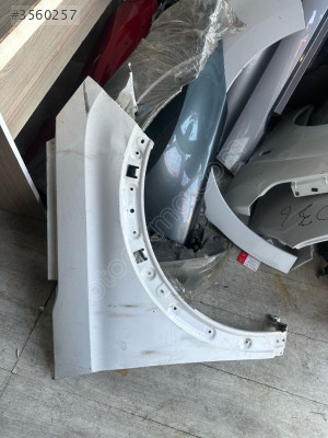 Peugeot 3008 sağ ön Çamurluk