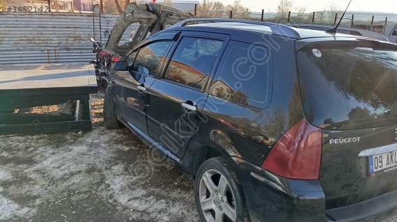 Peugeot 307 sol ön kapı siyah hatasız