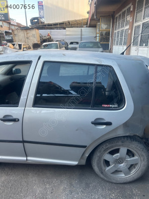 VOLKSWAGEN GOLF 4 SOL ARKA KAPI GRİ ÇIKMA ORJİNAL