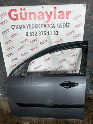 FORD FOCUS 1 SAĞ ÖNKAPI