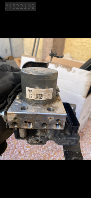 Fiat Doblo ABS beyni 2025 model 9869944780