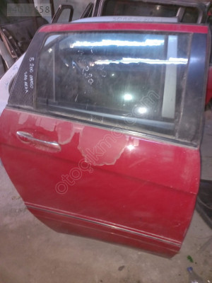 MERCEDES B SAĞ ARKA KAPI