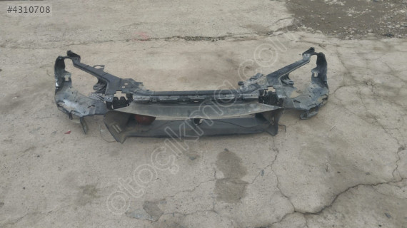 2014 VOLVO V40 ÖN PANE ÇIKMA ORJİNAL