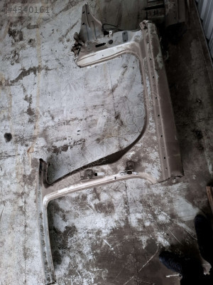 İNSİGNİA A SAĞ SOL YAN MARŞPİYEL SACI ORTA DİREK TAVAN OMUZ