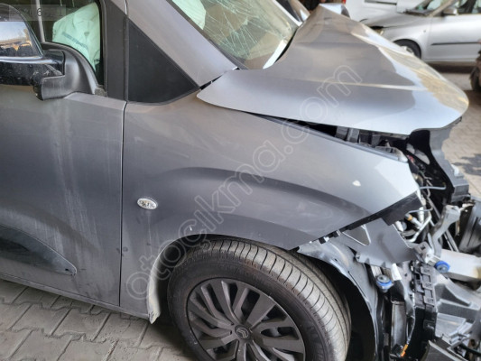 2025 Citroen Berlingo SAĞ ÖN ÇAMURLUK
