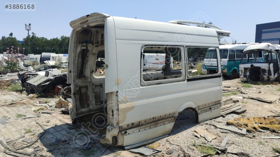 mercedes sprinter sağ yan panel extra uzun