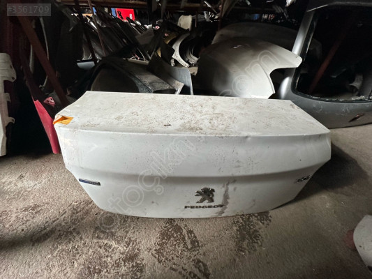 Peugeot 301 arka bagaj kapağı çıkma