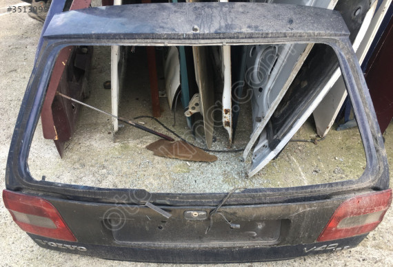 Volvo V40 HB 1997-2003 Bagaj Sol İç Stop