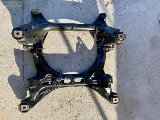 7L0499314C TOUREG - CAYENNE ÖN MOTOR ALT TRAVERSİ