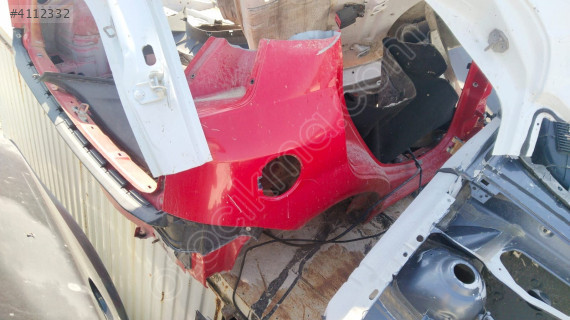 FIAT PUNTO SAĞ ARKA ÇAMURLUK ÇEVİK OTO ÇIKMA
