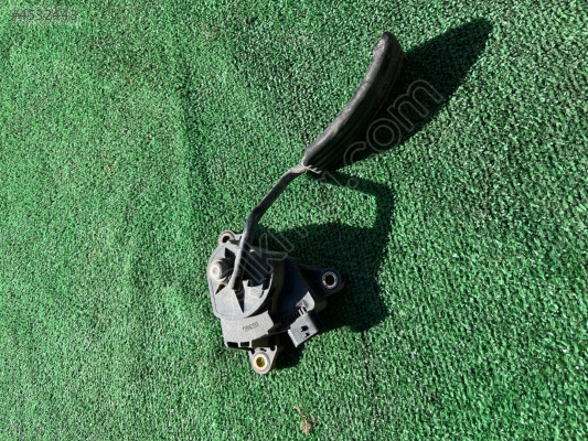 RENAULT KANGOO 3 GAZ PEDALI