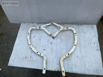 TOYOTA COROLLA ARKA BAGAJ MENTEŞESİ