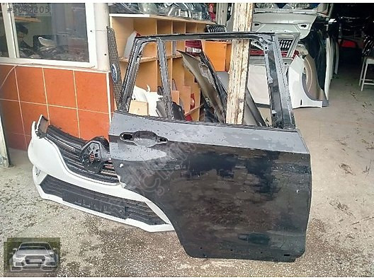BMW X3 sağ arka kapı