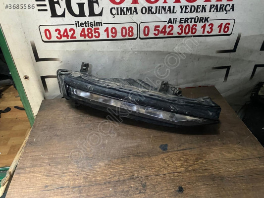 SKODA SÜPERB SAĞ LEDLİ SİS FARI ORJINAL