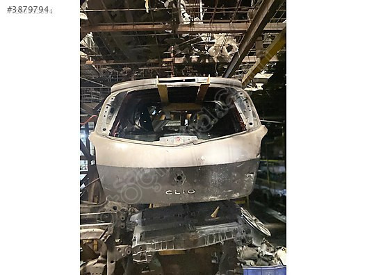 Renault Clio Modeli İçin Çıkma Bagaj Kapakları