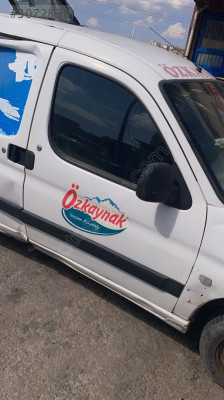 PEUGEOT PARTNER ÖN KAPI ÇIKMA ORJİNAL