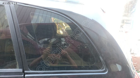 chery tiggo sol arka kelebek camı