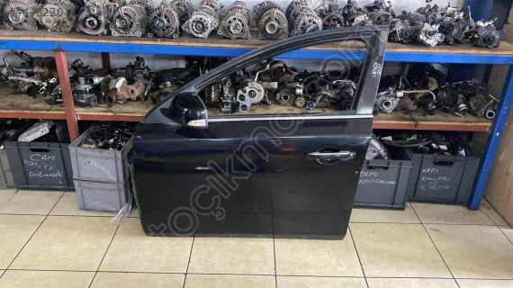 RENAULT LATİTUDE SOL ÖN KAPI