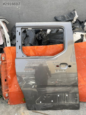 OPEL COMBO E SAĞ SÜRGÜLÜ KAPI ÇIKMA SÖKME YEDEK PARÇA