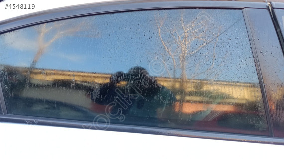 peugeot 508 sağ arka kapı camı