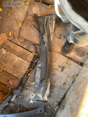 OPEL CORSA D  ÖN CAM İZGARASI GÜÇMANLAR