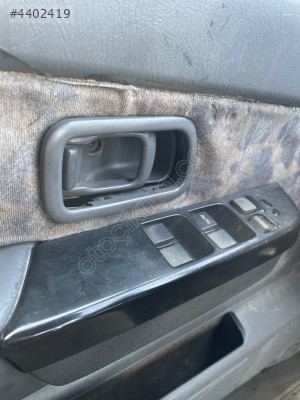 NİSSAN SKYSTAR İÇ AÇMA KOLU