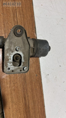 2013-2017 FİAT DOBLO ÖN CAM SİLECEK MOTORU ORJ ÇIKMA