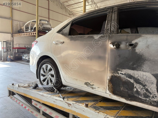 TOYOTA COROLLA 2013 2016 SAĞ ARKA KAPI ÇIKMA ORJİNAL