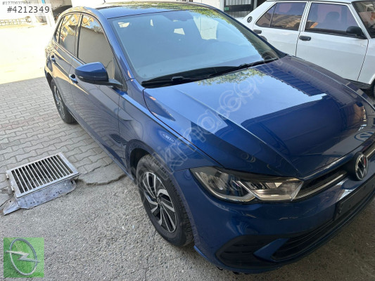 VW POLO 1.0 2022 SAĞ ÖN ÇAMURLUK ORJ MAVİ