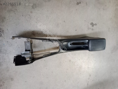 Nissan Almera Orta Konsul (Kolçak) 2004-2008 ÇIKMA