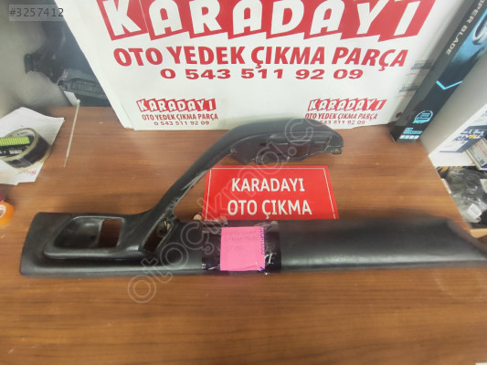 Toyota Corona 93-98 sol arka iç kapı kolçak