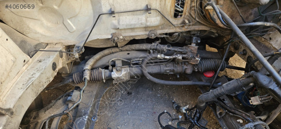 Renault Kangoo direksiyon kutusu