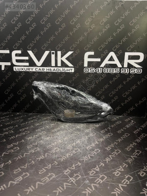 TESLA MODEL Y SAĞ FAR CAMI